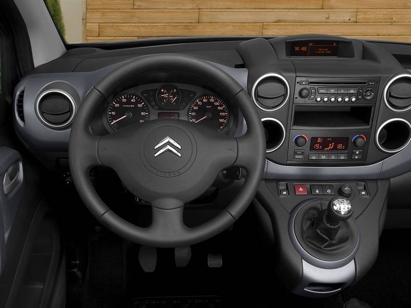 Фото автомобиля Citroen Berlingo минивэн