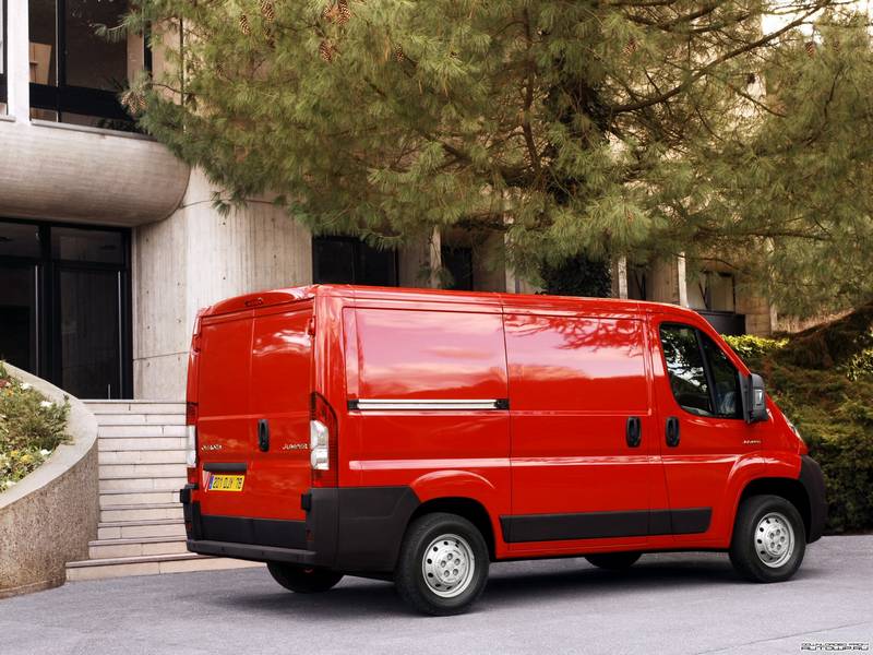 Фото автомобиля Citroen Jumper Fourgon
